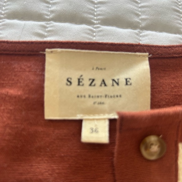 Elegant Rust Floral Blouse - Picture 7 of 10